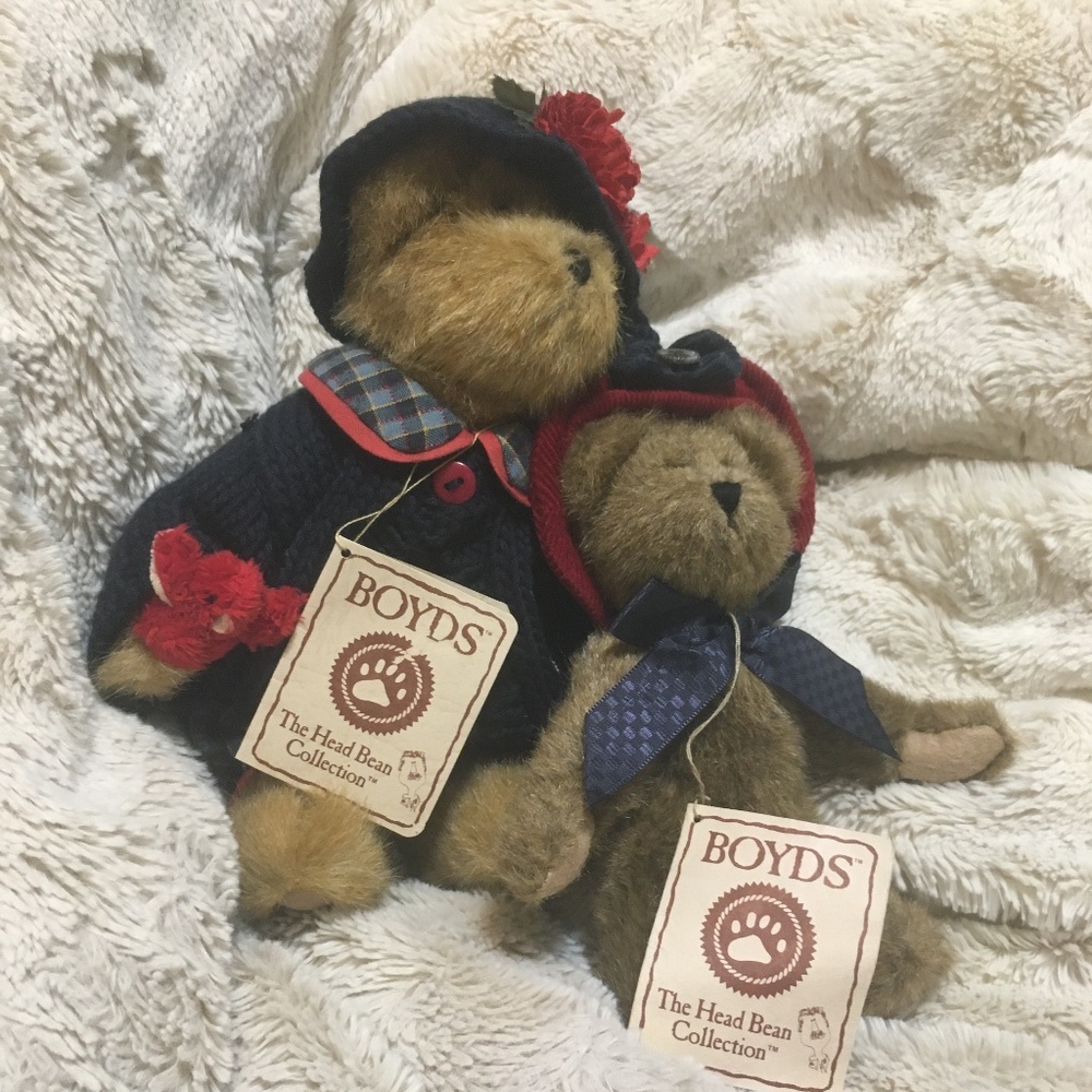 2003 bundle of Boyd’s bears Bailey & Mamie Glorybear